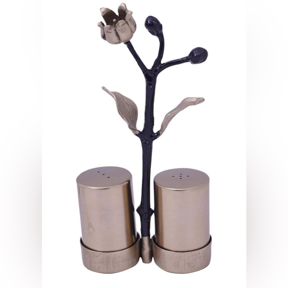 Elegant Rose Gold Salt and Pepper Shaker Set